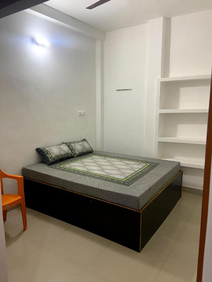 Garuda Guest House Varanasi Exterior foto